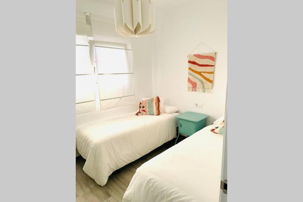 Precioso Apartamento Con Vistas Parciales, Garaje Y Piscina Tarifa Eksteriør billede